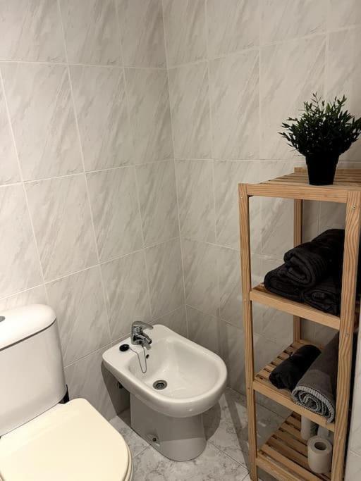 El Apartamento De Ordes Ordenes Bagian luar foto